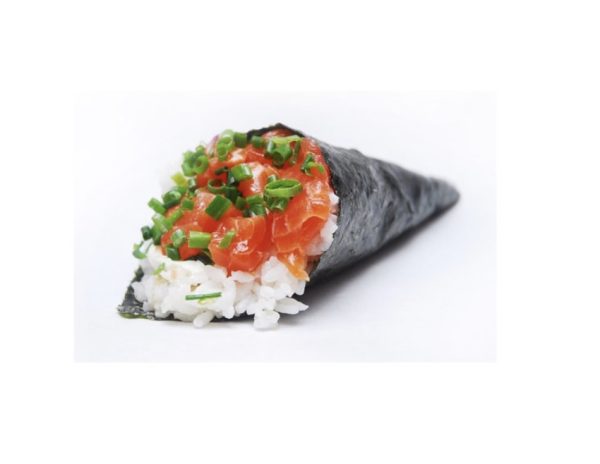 67. Temaki saumon Spicy